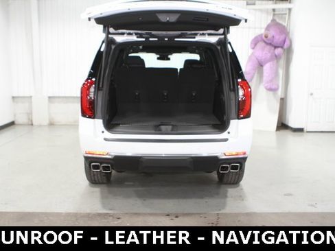 New 2025 GMC Yukon XL Denali w/ Sun & Power Step Package image 32