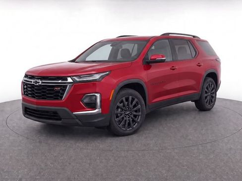 Used 2022 Chevrolet Traverse RS FWD image 3