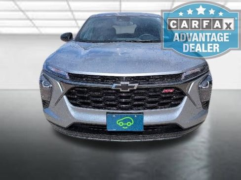 Used 2024 Chevrolet Trax RS FWD image 24