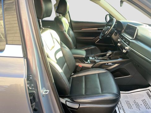 Used 2022 Kia Telluride LX image 29