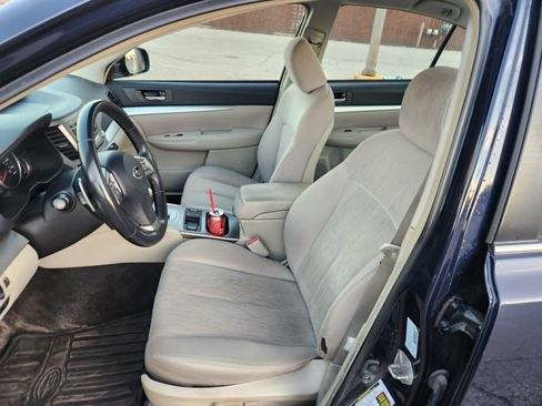 Used 2013 Subaru Legacy 2.5i Premium AWD/4WD image 11