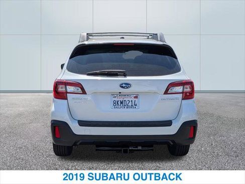 Used 2019 Subaru Outback 2.5i AWD/4WD image 8