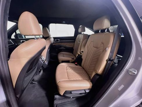Used 2024 Kia Sorento SX Prestige w/ Olive Brown Leather Package AWD/4WD image 26