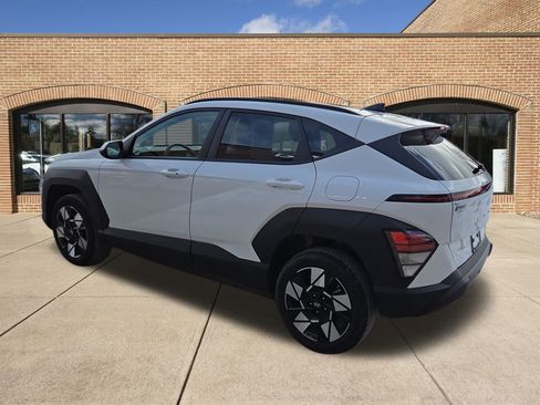 Certified 2025 Hyundai Kona SEL image 6