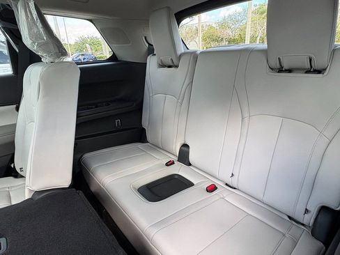 New 2026 INFINITI QX60 Pure w/ Cargo Package FWD image 9