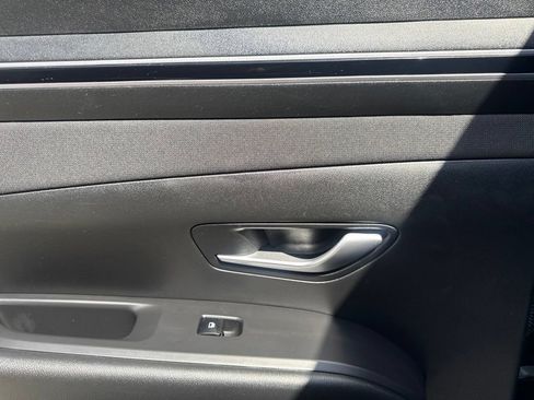 Certified 2023 Hyundai Tucson SEL w/ Convenience Package AWD/4WD image 19