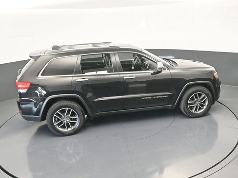 Used 2018 Jeep Grand Cherokee Limited image 56