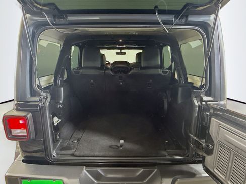 Used 2020 Jeep Wrangler Unlimited Rubicon w/ Dual Top Group image 35