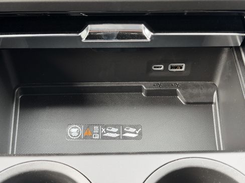 New 2026 GMC Yukon XL AT4 Ultimate AWD/4WD image 28