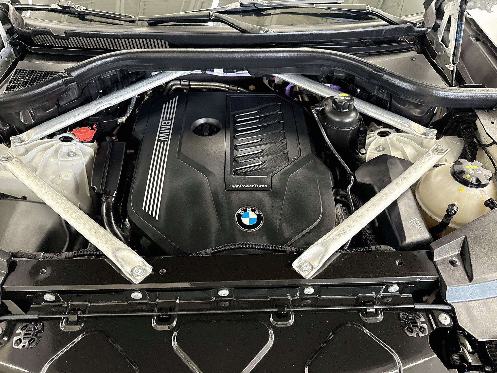 Used 2023 BMW X6 xDrive40i AWD/4WD image 36