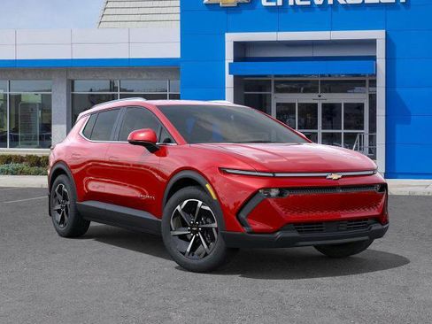 New 2026 Chevrolet Equinox EV LT image 7