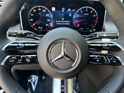 New 2026 Mercedes-Benz GLC 300 image 23