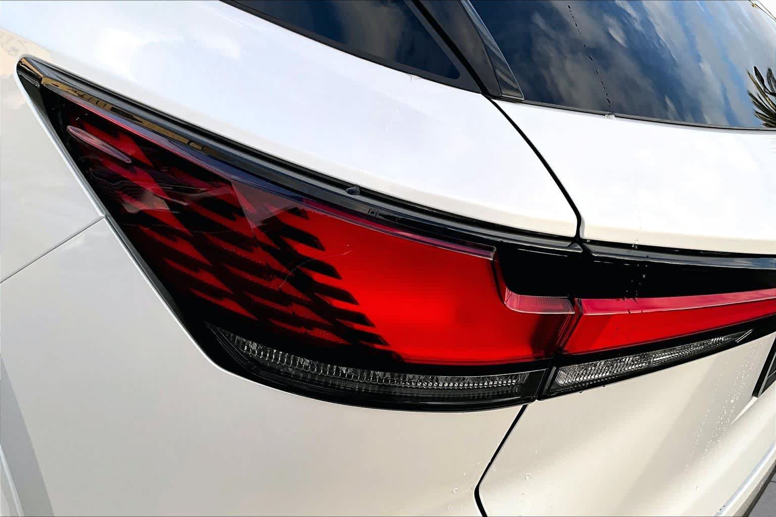 New 2026 Lexus RX 350h AWD/4WD image 12