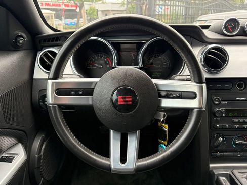 Used 2005 Ford Mustang GT RWD image 16
