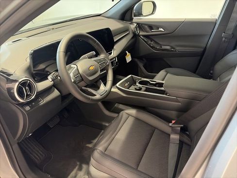 New 2026 Chevrolet Equinox LT image 8