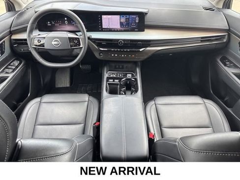 Used 2025 Nissan Murano SL image 15