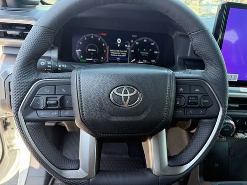 New 2025 Toyota Tacoma TRD Off-Road image 10