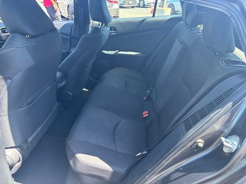 Used 2021 Toyota Prius Prime LE w/ Carpet Mat Package (TMS) FWD image 11