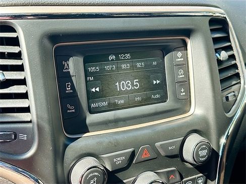 Used 2016 Jeep Grand Cherokee Laredo w/ Quick Order Package 23E image 13