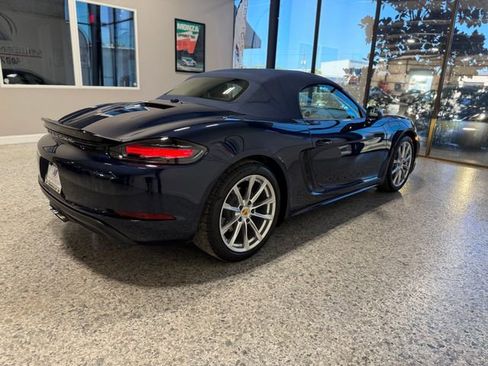 Used 2018 Porsche 718 Boxster RWD image 43