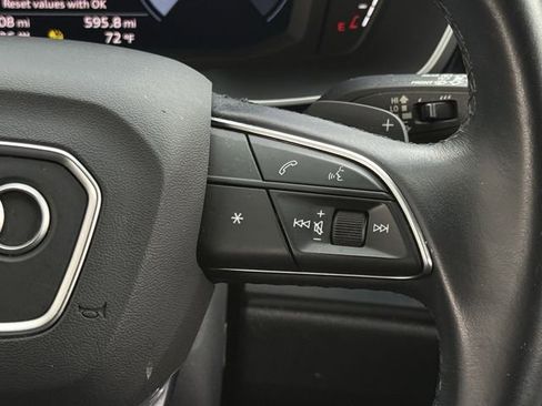 Used 2021 Audi Q3 2.0T Premium w/ Convenience Package AWD/4WD image 16