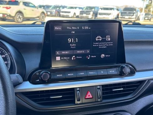 Used 2023 Kia Forte LXS image 11