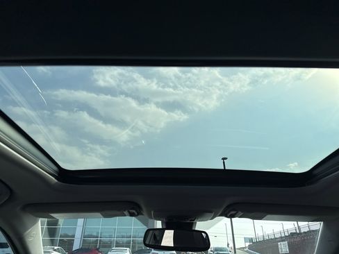 Used 2024 Toyota Camry XSE w/ Navigation Package image 21