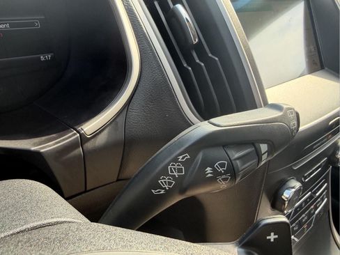 Used 2018 Ford Edge SEL w/ Equipment Group 201A AWD/4WD image 18