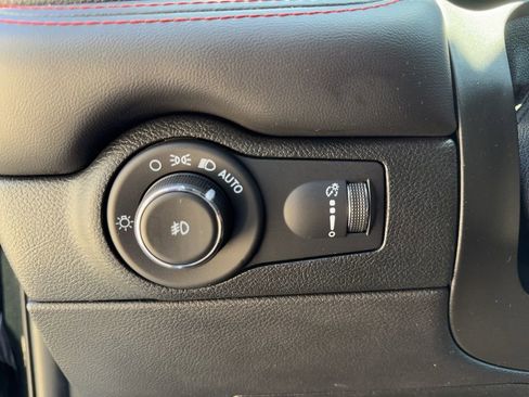 Used 2023 Dodge Durango R/T AWD/4WD image 21