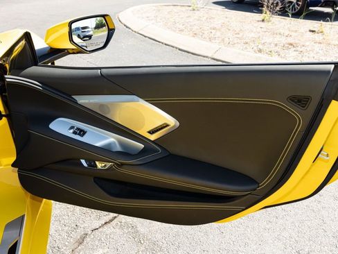 Used 2026 Chevrolet Corvette Stingray Premium Conv w/ Z51 Performance Package image 48