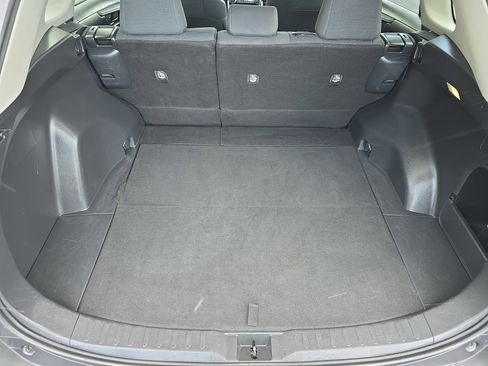 Used 2023 Toyota RAV4 LE image 12