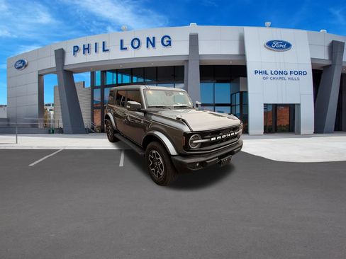 Used 2024 Ford Bronco Outer Banks AWD/4WD image 8
