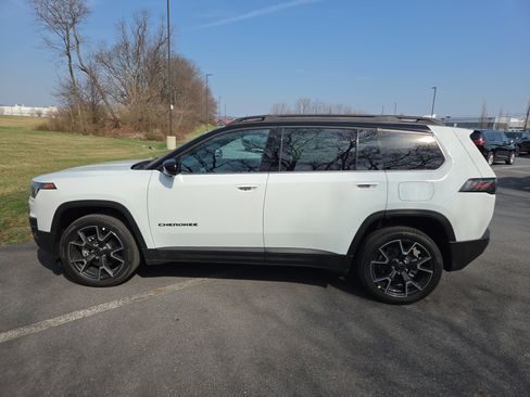 New 2026 Jeep Cherokee Overland AWD/4WD image 6