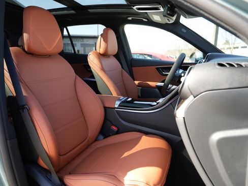 New 2026 Mercedes-Benz GLC 300 4MATIC image 36