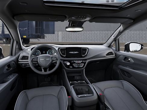 New 2026 Chrysler Pacifica Limited FWD image 14