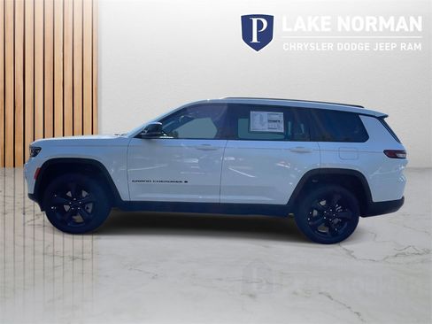 New 2025 Jeep Grand Cherokee L Limited w/ Luxury Tech Group II image 6