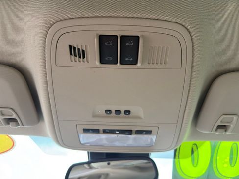 Used 2016 Buick Regal Premium FWD image 26