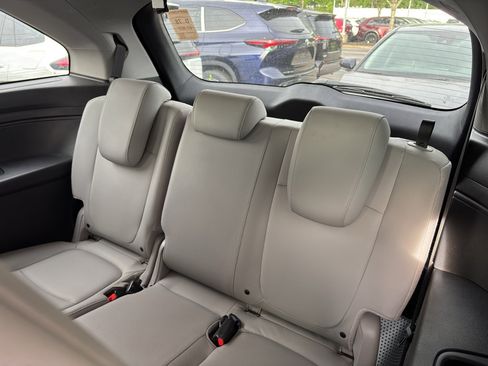 Used 2019 Honda Odyssey EX-L image 9