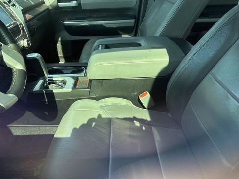 Used 2020 Toyota Tundra Limited w/ Limited Premium Package image 10