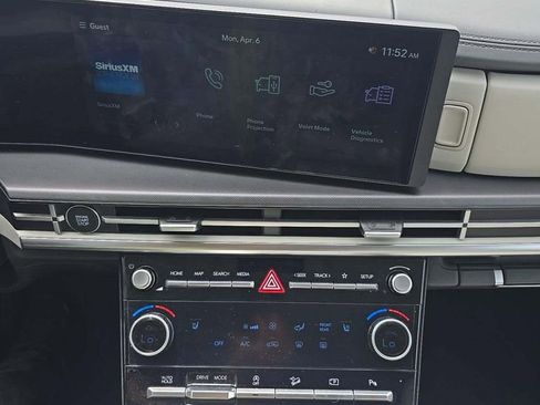 Used 2026 Hyundai Santa Fe SEL image 6