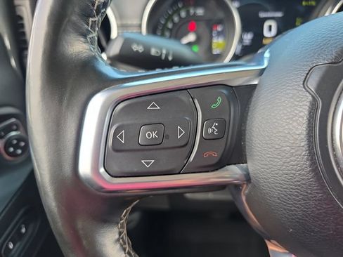 Used 2022 Jeep Wrangler Unlimited Sahara w/ Cold Weather Group AWD/4WD image 19