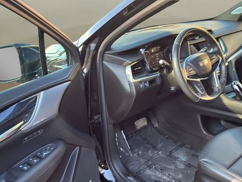 Certified 2023 Cadillac XT5 Premium Luxury w/ LPO, Floor Liner Package image 14