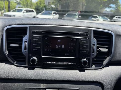 Used 2019 Kia Sportage LX AWD/4WD image 20