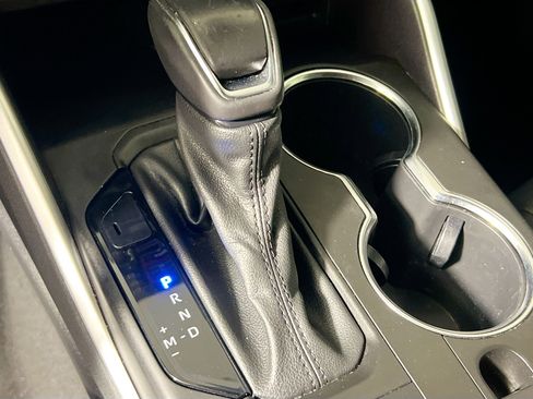 Used 2022 Toyota Highlander XSE image 25