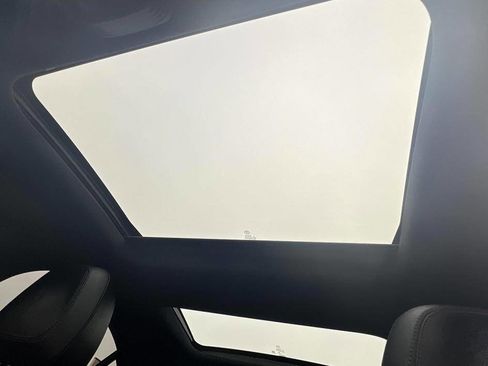 Used 2022 Alfa Romeo Giulia Ti image 25