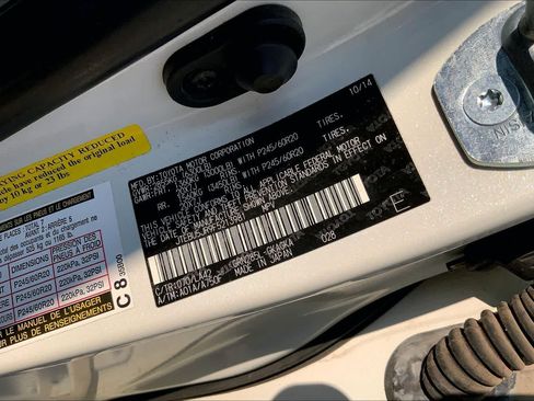 Used 2015 Toyota 4Runner Limited AWD/4WD image 37