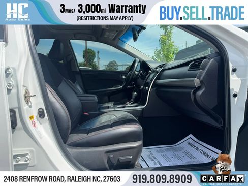Used 2016 Toyota Camry XSE FWD image 19