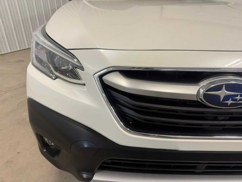 Used 2021 Subaru Outback Touring XT AWD/4WD image 4