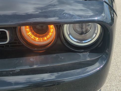 Used 2022 Dodge Challenger GT RWD image 11