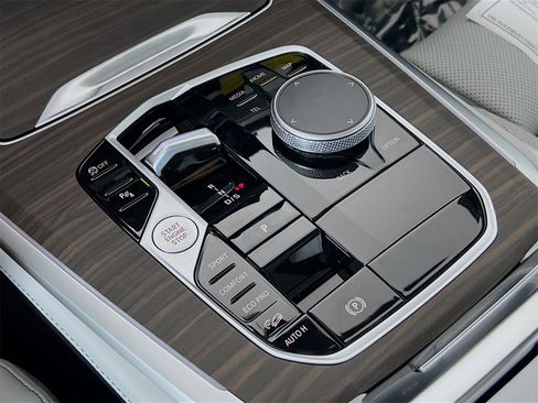New 2026 BMW X5 xDrive40i w/ Climate Comfort Package image 20